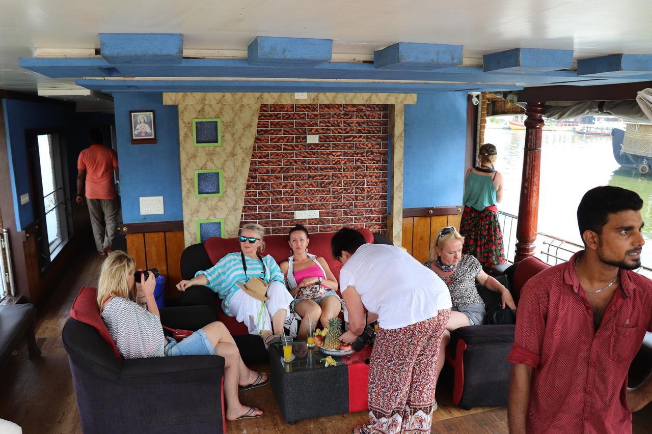 Friends Cruise, Nightstay Houseboat Alappuzha Esterno foto