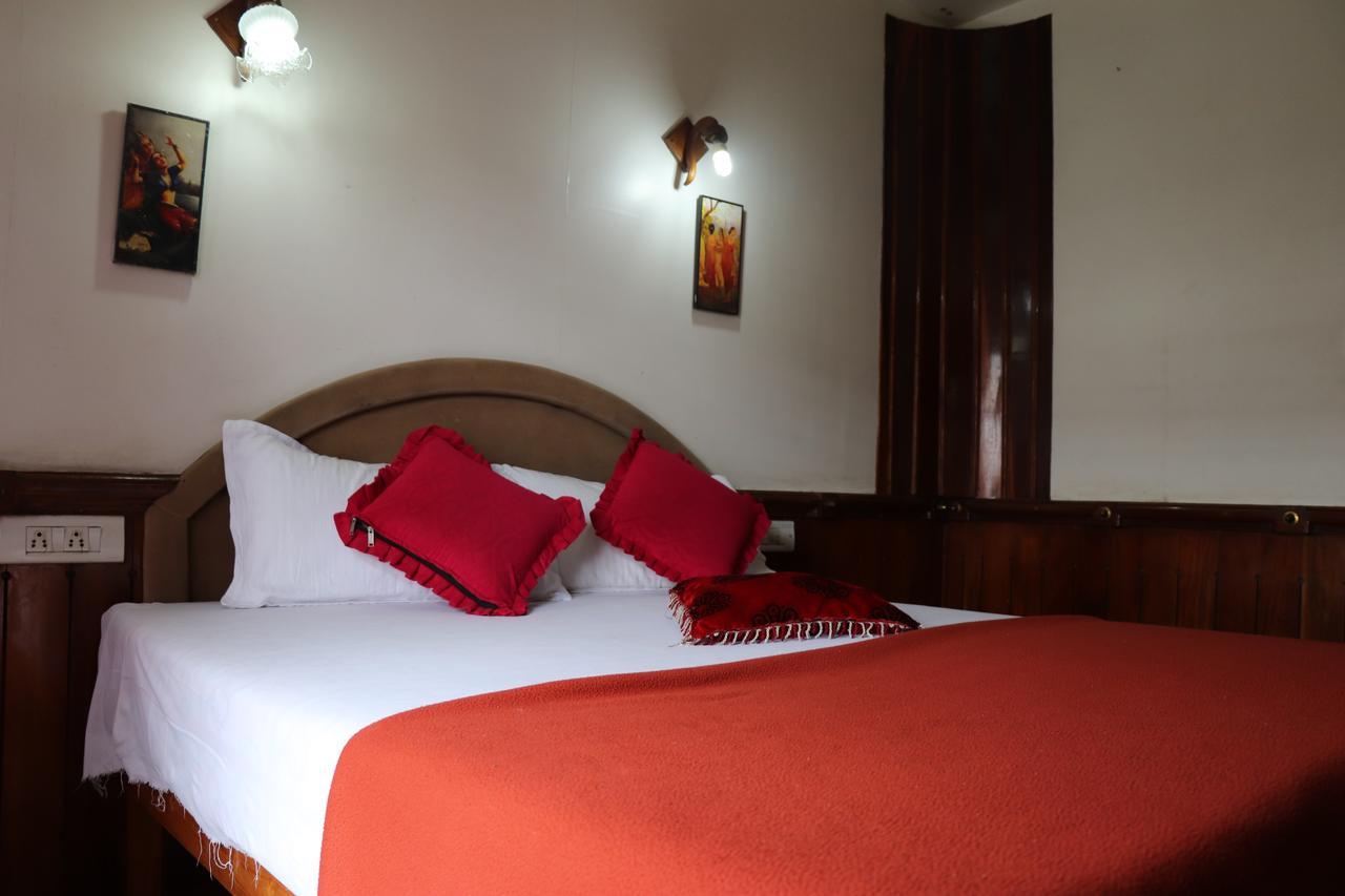 Friends Cruise, Nightstay Houseboat Alappuzha Esterno foto