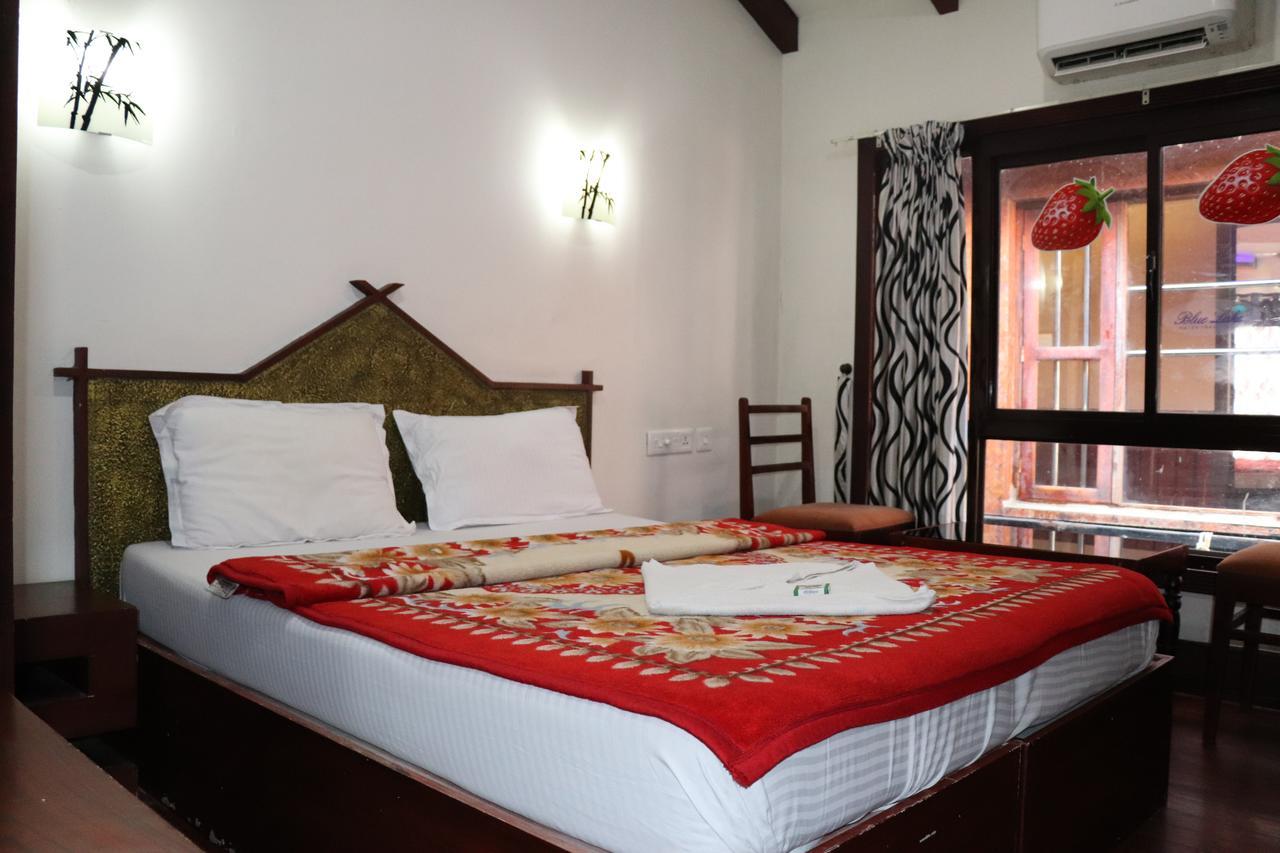 Friends Cruise, Nightstay Houseboat Alappuzha Esterno foto