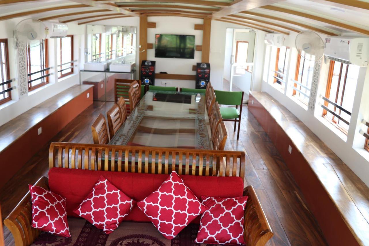 Friends Cruise, Nightstay Houseboat Alappuzha Esterno foto